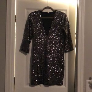 Express deep v sequin dress- size 6